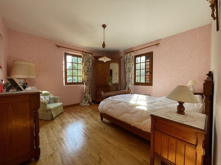 Image No.13-5 Bed House for sale