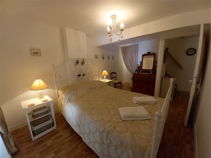 Image No.7-2 Bed House for sale