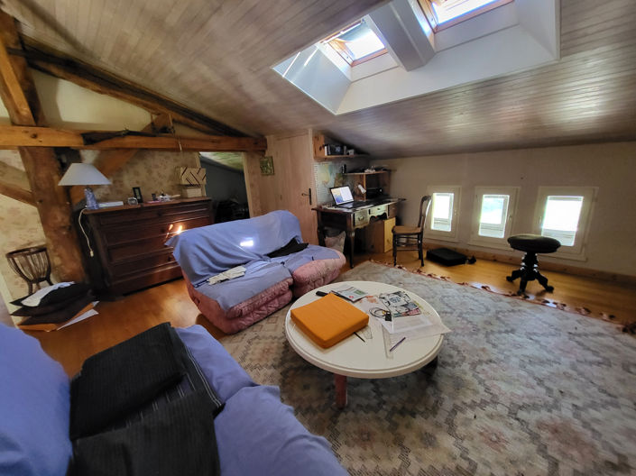 Image No.9-4 Bed House for sale