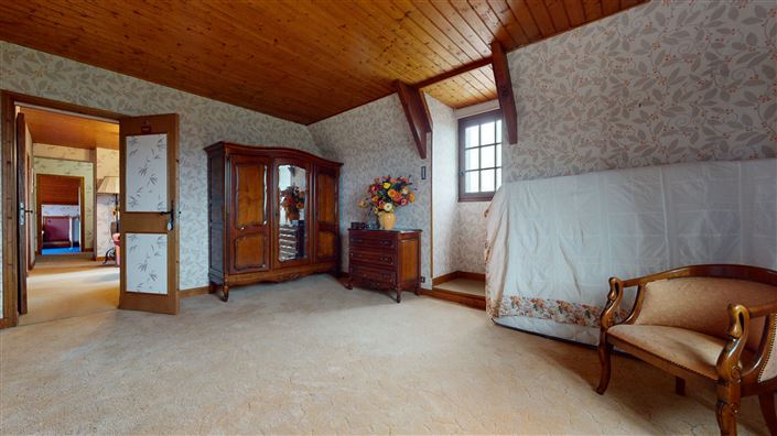 Image No.15-5 Bed House for sale