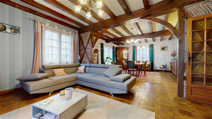 Image No.5-5 Bed House for sale