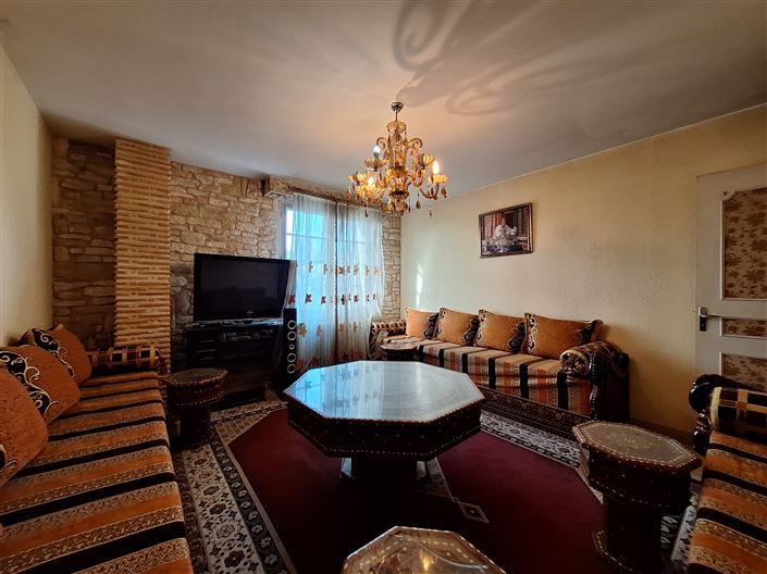 Image No.11-2 Bed House for sale