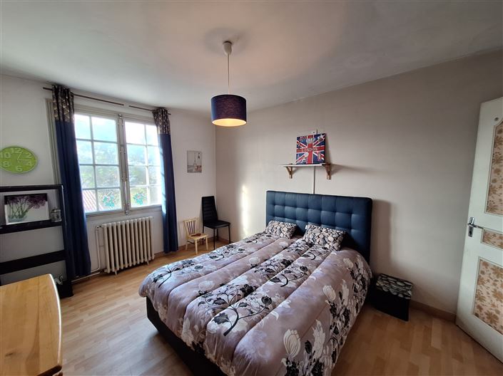 Image No.9-2 Bed House for sale