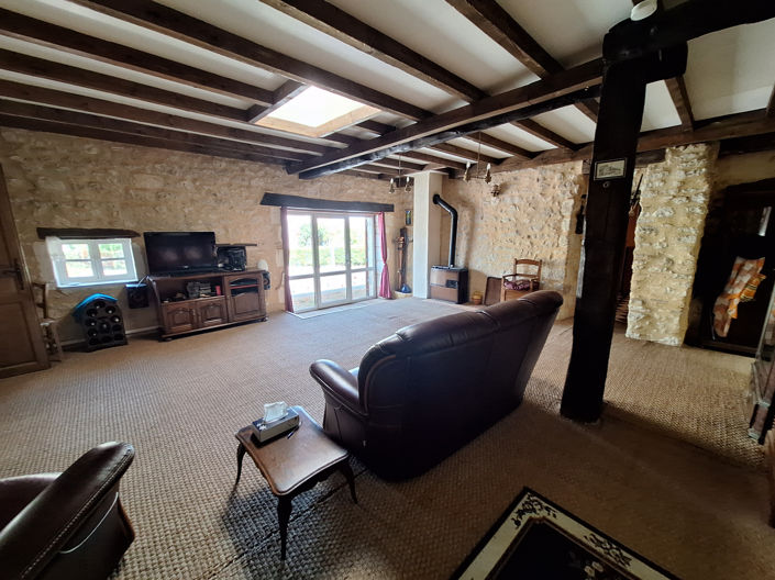 Image No.9-2 Bed House for sale