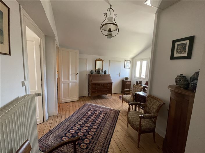 Image No.8-2 Bed House for sale