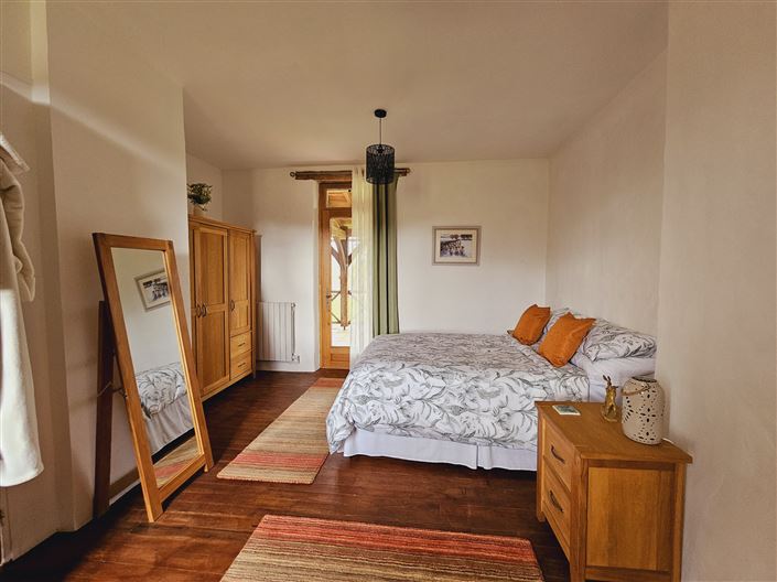 Image No.15-5 Bed House for sale