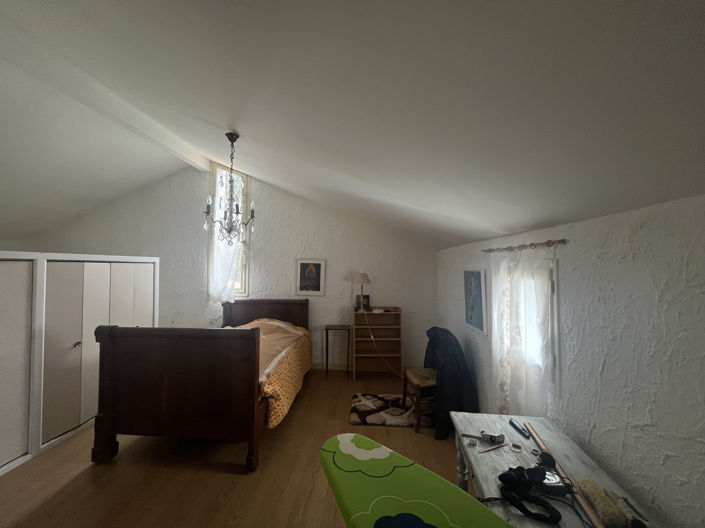 Image No.13-3 Bed House for sale