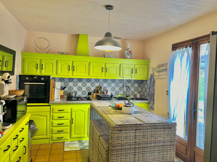 Image No.8-3 Bed House for sale