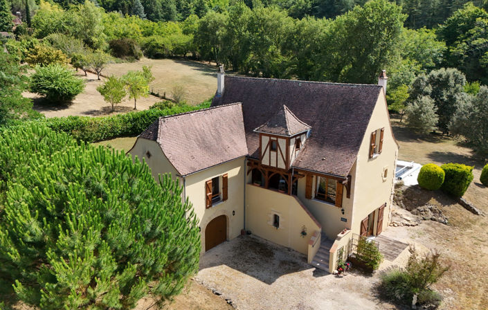 Image No.1-4 Bed House for sale