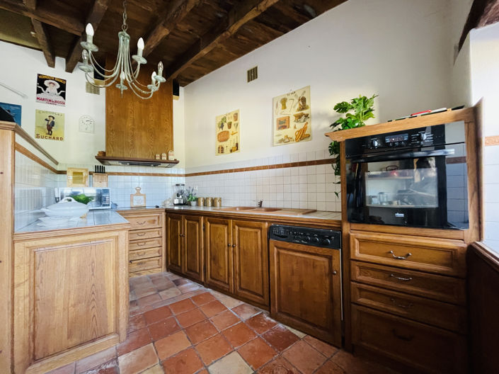 Image No.5-2 Bed House for sale