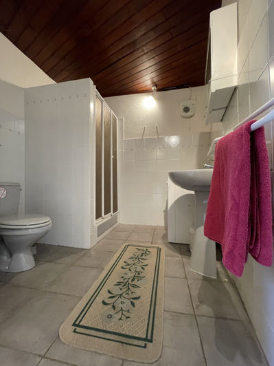 Image No.7-2 Bed House for sale