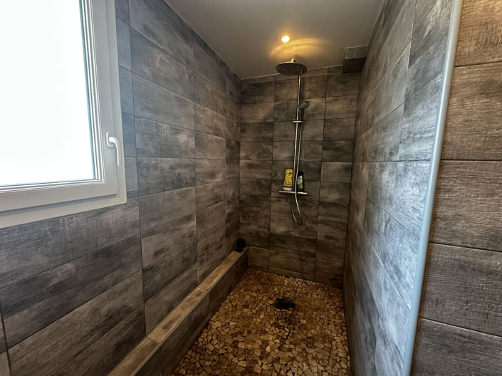 Image No.10-2 Bed House for sale