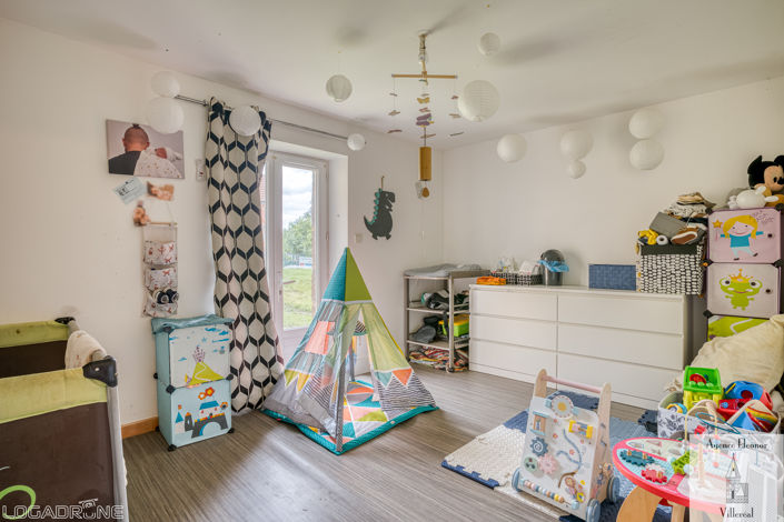 Image No.9-3 Bed House for sale