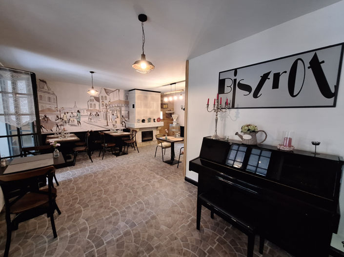 Image No.12-10 Bed House for sale