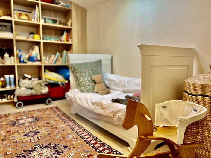 Image No.10-2 Bed House for sale