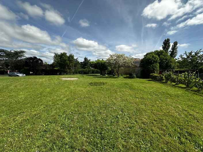 Image No.15-4 Bed House for sale