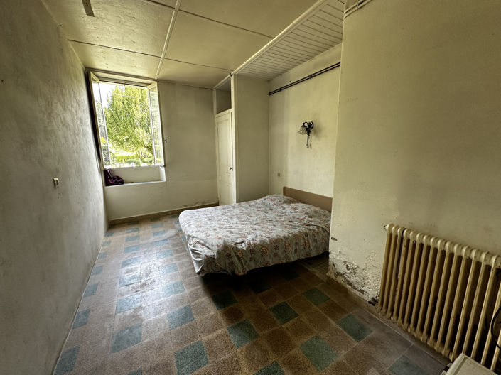 Image No.8-4 Bed House for sale