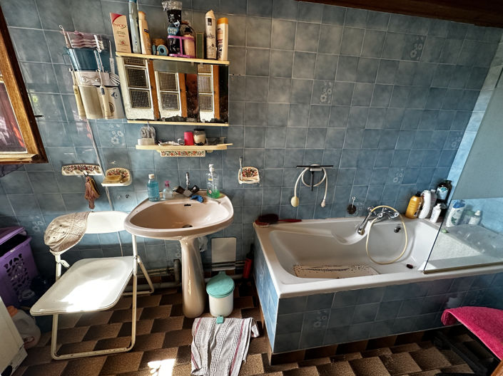 Image No.9-4 Bed House for sale