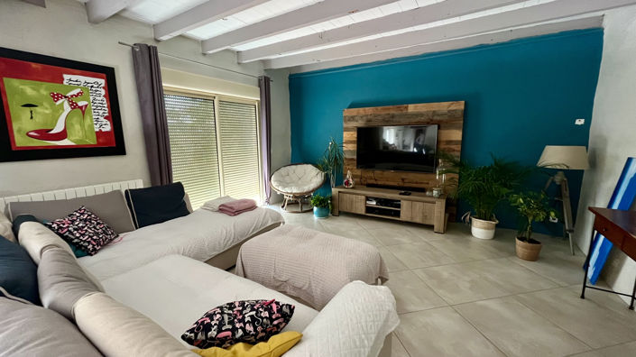 Image No.15-5 Bed House for sale