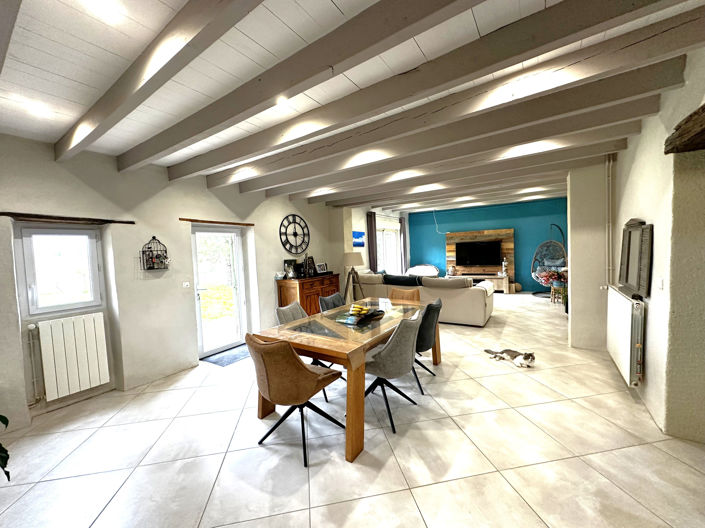 Image No.2-5 Bed House for sale