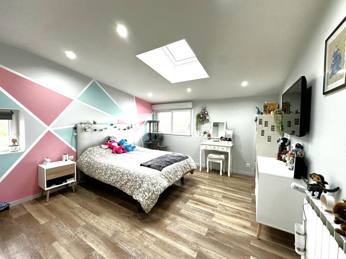 Image No.4-5 Bed House for sale