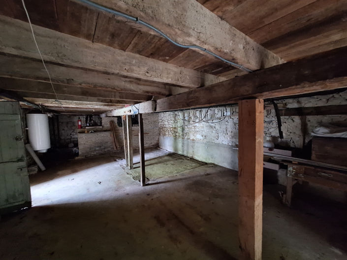 Image No.11-2 Bed House for sale