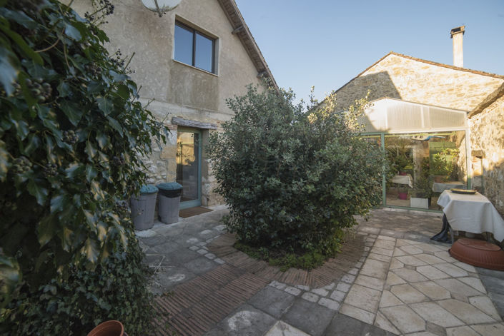 Image No.14-7 Bed House for sale