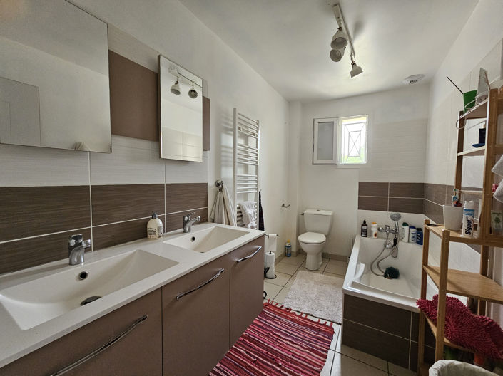 Image No.14-4 Bed House for sale