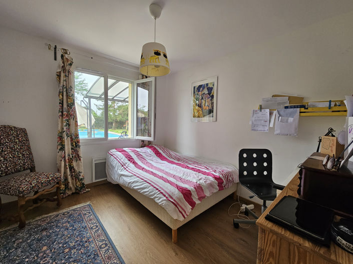 Image No.16-4 Bed House for sale