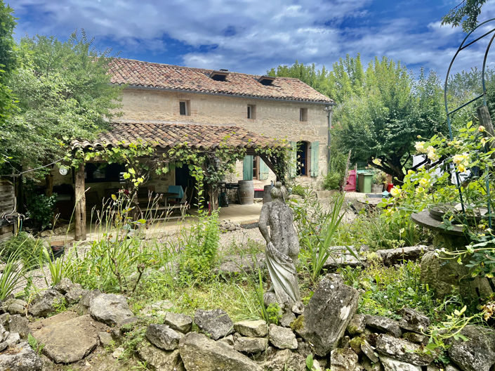 Image No.1-Propriété de 15 chambres à vendre à Duras