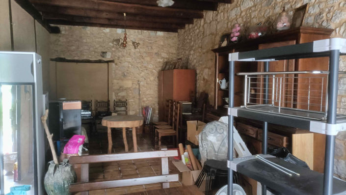 Image No.5-2 Bed House for sale