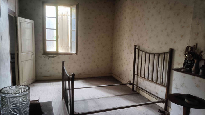 Image No.7-2 Bed House for sale