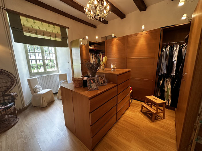 Image No.13-4 Bed House for sale