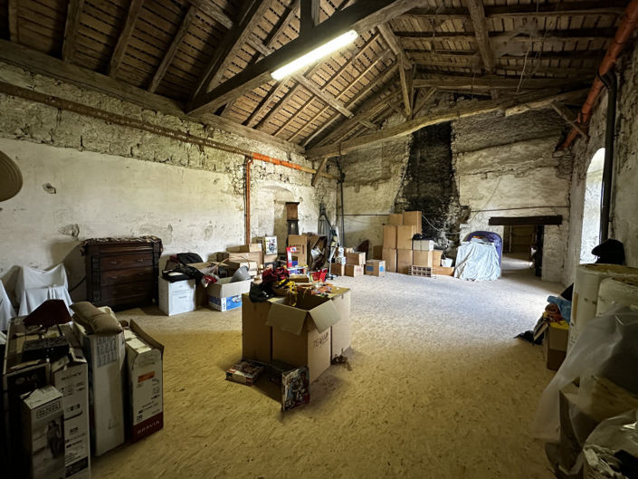 Image No.20-4 Bed House for sale