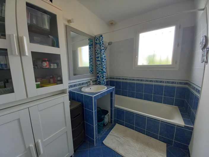 Image No.5-4 Bed House for sale