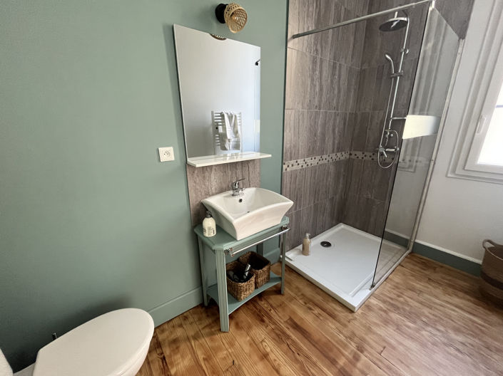 Image No.4-5 Bed Property for sale