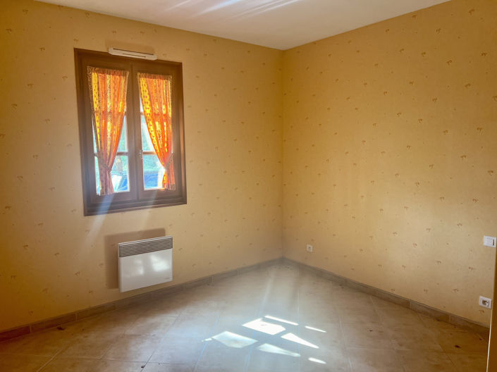 Image No.2-3 Bed House for sale