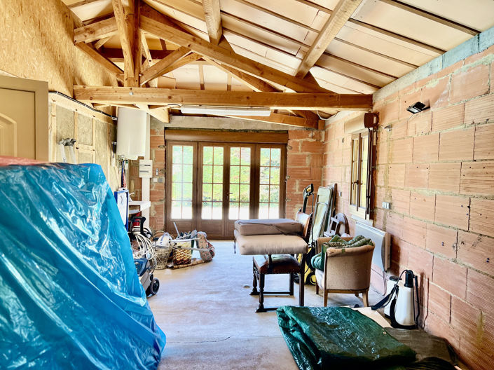 Image No.24-4 Bed Property for sale