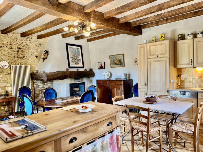 Image No.7-4 Bed Property for sale