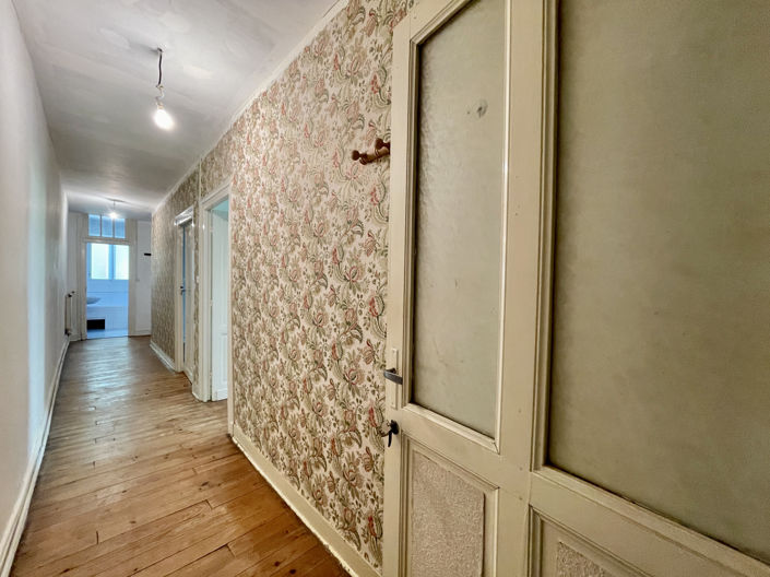 Image No.16-6 Bed House for sale