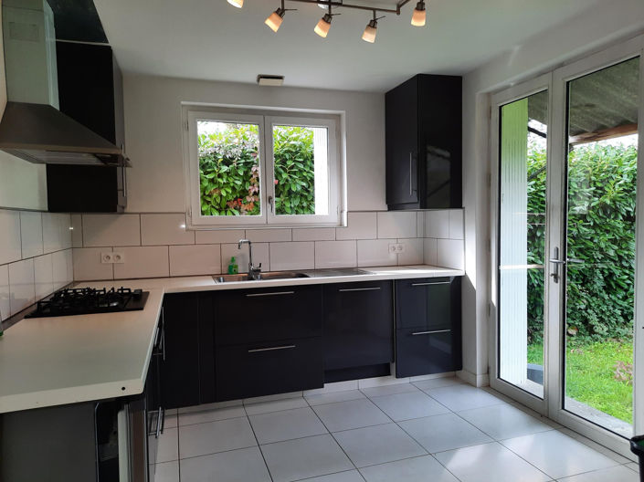 Image No.2-3 Bed House for sale