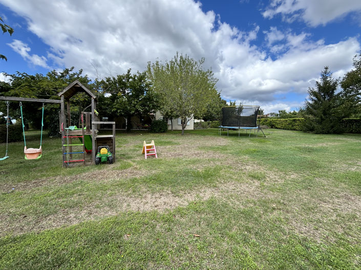 Image No.4-4 Bed House for sale