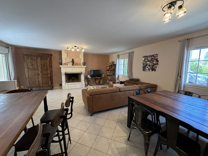 Image No.6-4 Bed House for sale