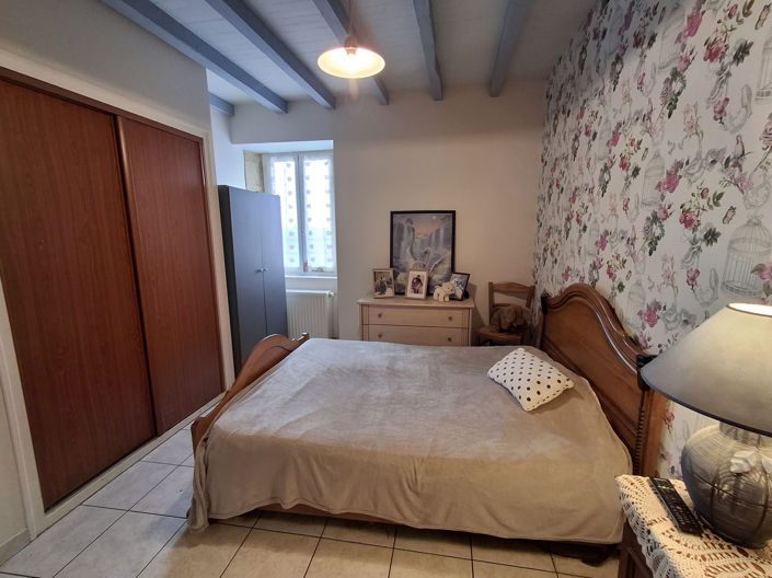 Image No.8-1 Bed House for sale