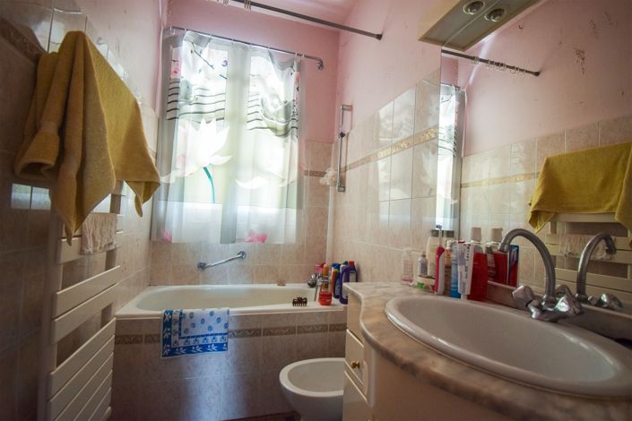 Image No.11-4 Bed House for sale