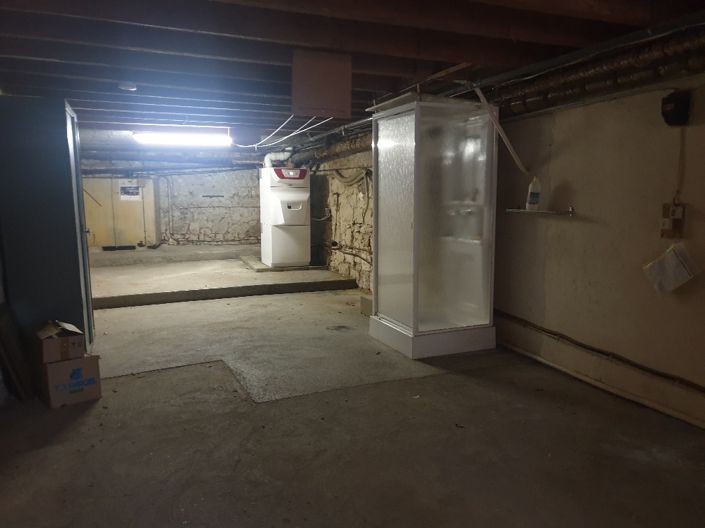 Image No.11-3 Bed House for sale