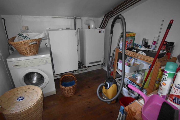 Image No.18-4 Bed House for sale