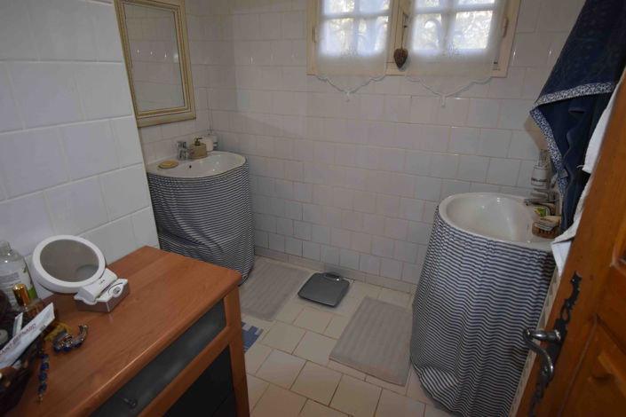 Image No.7-4 Bed House for sale