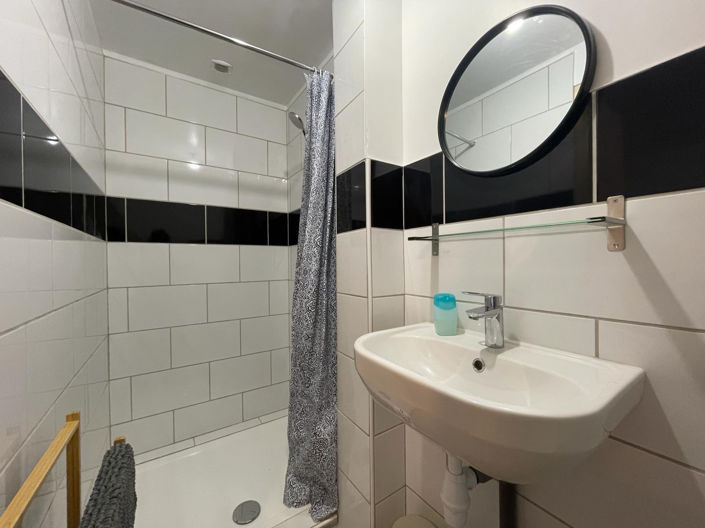 Image No.8-House for sale