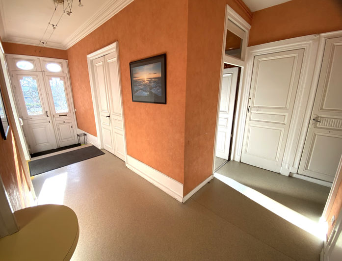 Image No.6-2 Bed House for sale